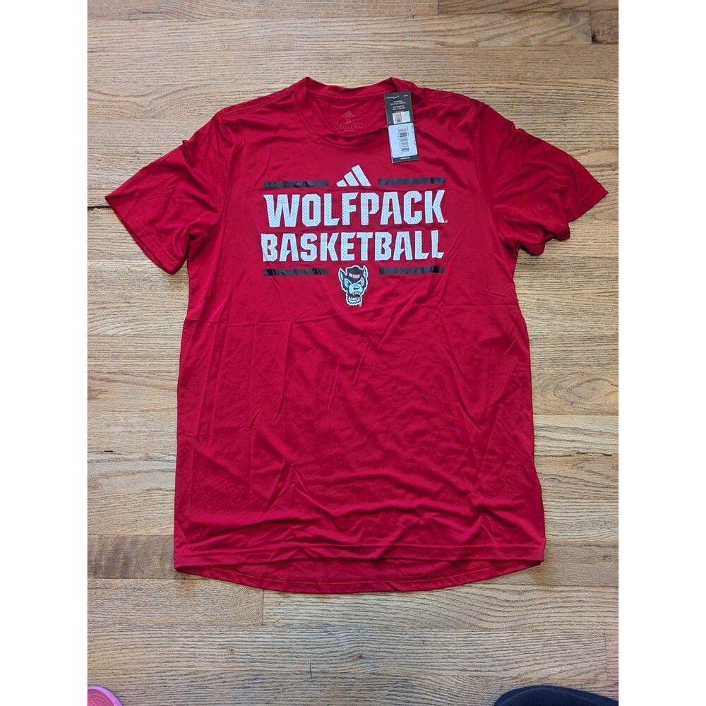 NWT SZ M NC State Wolfpack adidas Aeroready Short Sleeve Shirt Men's Red